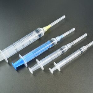 Disposable Syringe with Needles